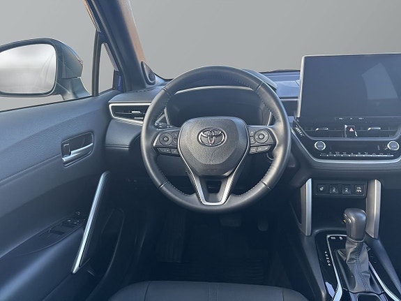Toyota Corolla Cross 11 of 28