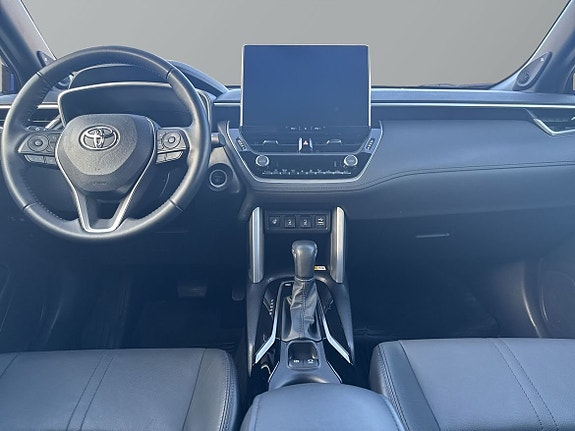 Toyota Corolla Cross 10 of 28