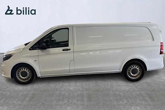 Mercedes-Benz Vito 108 3 of 5