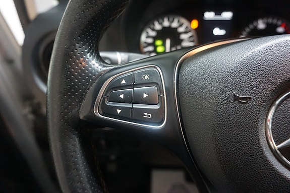 Mercedes-Benz Vito 119 12 of 17