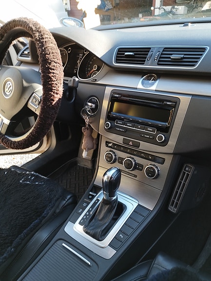 Volkswagen Passat 10 of 18