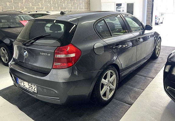 BMW 120d 5 of 5