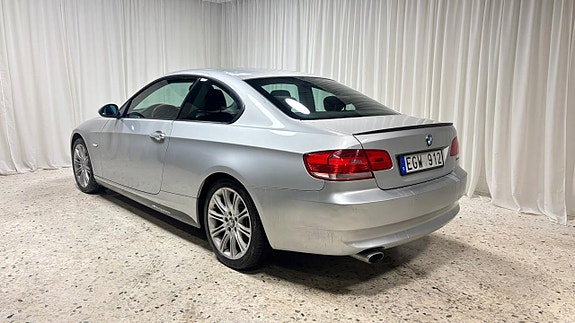 BMW 320 5 of 5