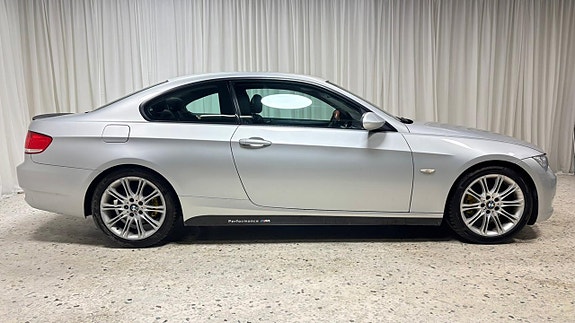BMW 320 4 of 5