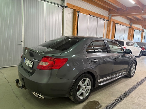 Suzuki Kizashi 11 of 14