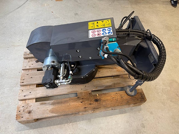 Multione stubbfräs, svivlande