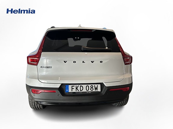 Volvo EX40 10 of 13