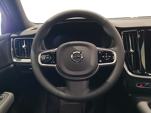 Volvo V60 10 of 15
