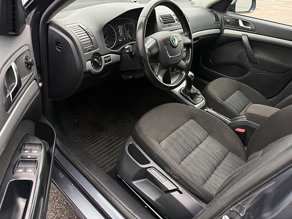 Skoda Octavia 7 of 11