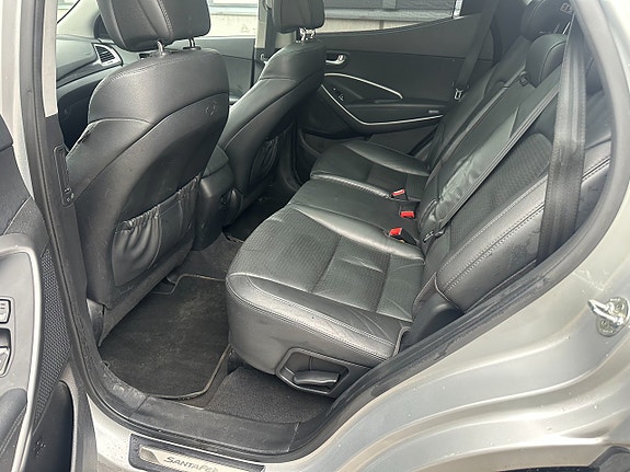 Hyundai Santa Fe 12 of 13
