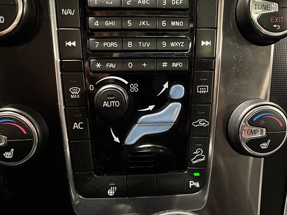 Volvo XC60 19 of 27
