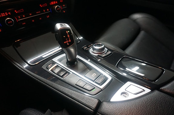 BMW 520d 14 of 24