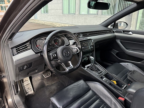 Volkswagen Passat 6 of 9