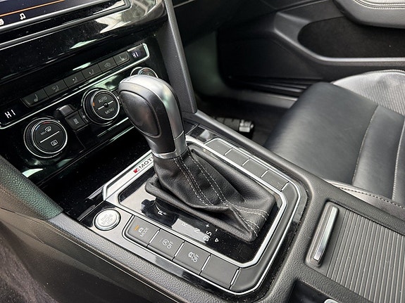 Volkswagen Passat 9 of 9