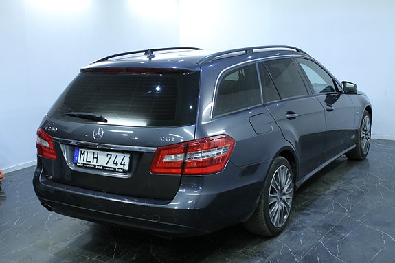Mercedes-Benz E250 8 of 10