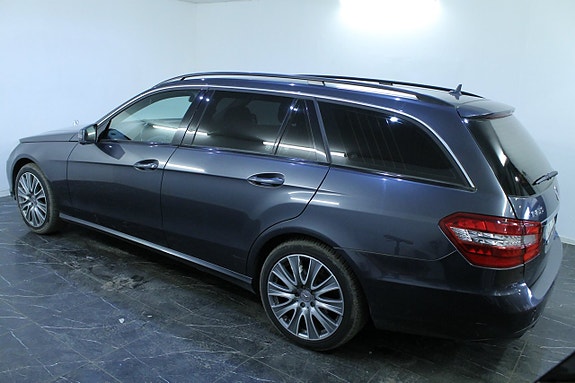 Mercedes-Benz E250 9 of 10
