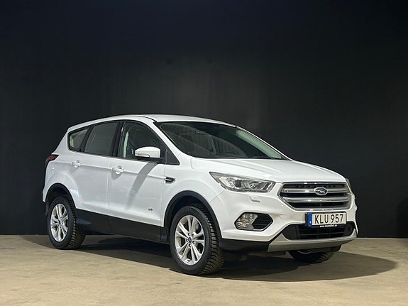 Ford Kuga 3 of 5