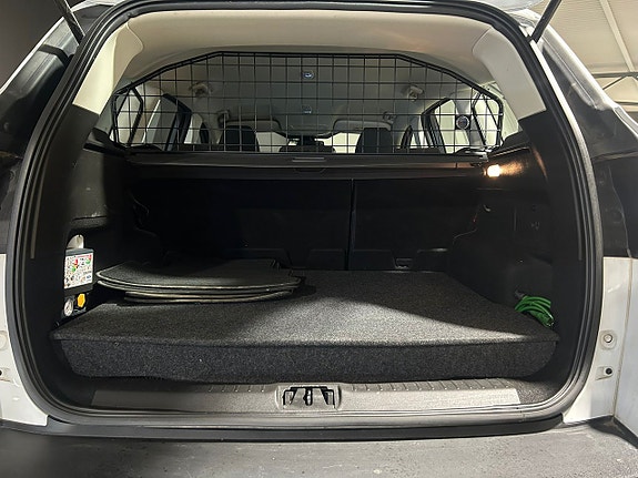 Ford Kuga 9 of 19
