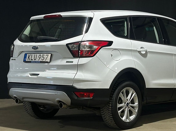 Ford Kuga 8 of 19