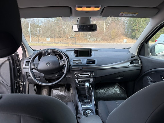 Renault Megane III 6 of 8