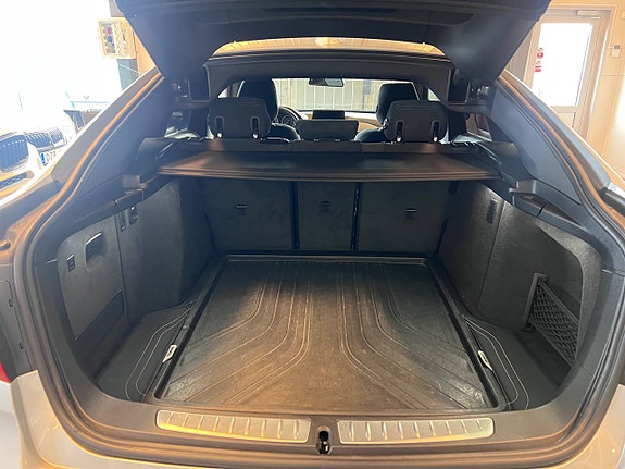 BMW 320 17 of 22