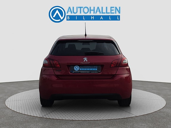 Peugeot 308 4 of 18