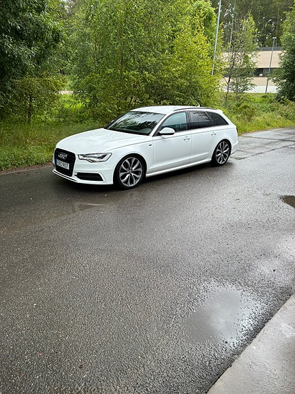 Audi A6 4 of 5