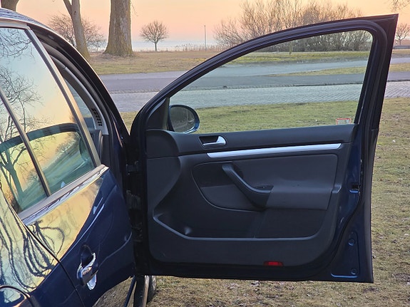 Volkswagen Golf V 20 of 21