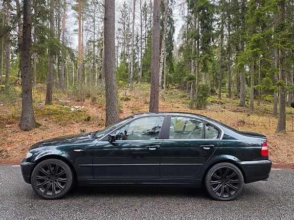 BMW 330Xi 4 of 5