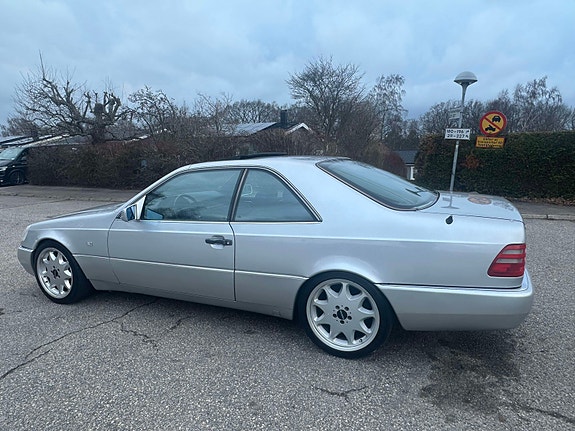 Mercedes-Benz 4 of 6