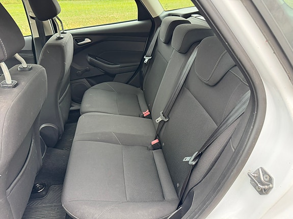 Ford Focus 6 of 6