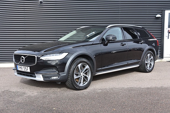 Volvo V90 Cross Country