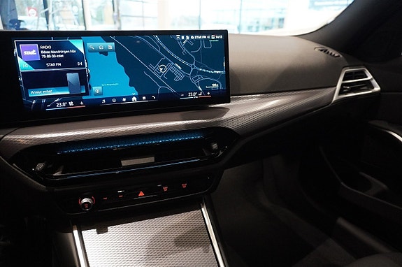 BMW 330e 7 of 11