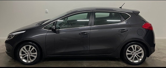 Kia Ceed 2 of 6