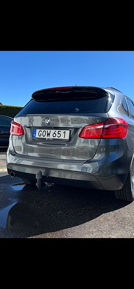 BMW 218i 6 of 14
