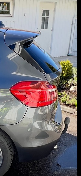 BMW 218i 7 of 14