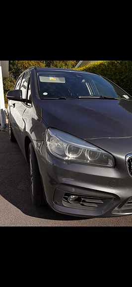 BMW 218i 10 of 14
