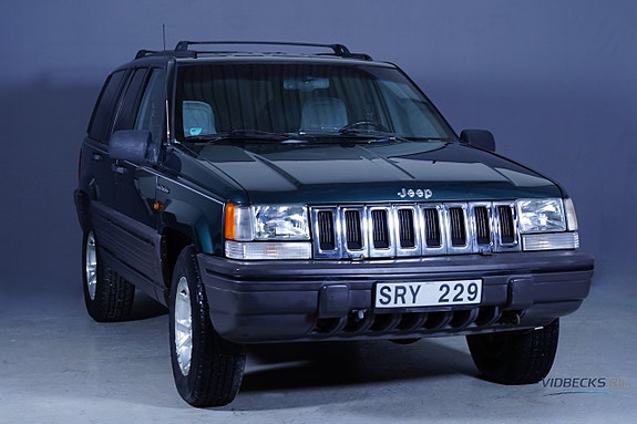 Jeep Grand Cherokee 3 of 20