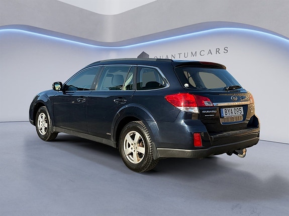 Subaru Outback 3 of 5
