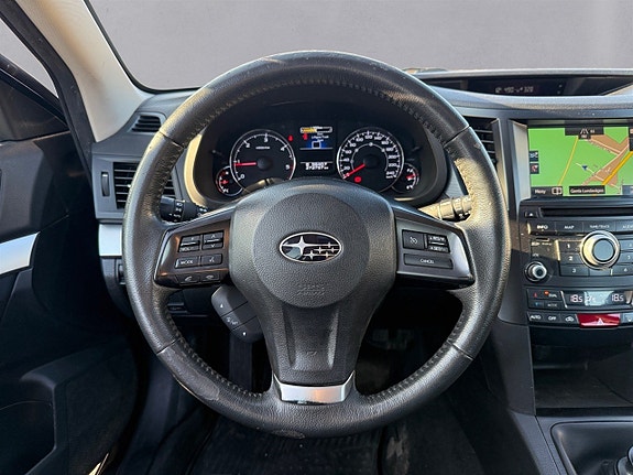 Subaru Outback 12 of 23