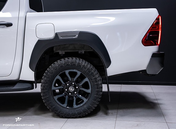Toyota HiLux 5 of 5