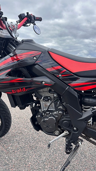 Aprilia SX 125 4 of 8
