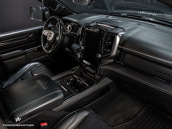 Dodge RAM 1500 24 of 30