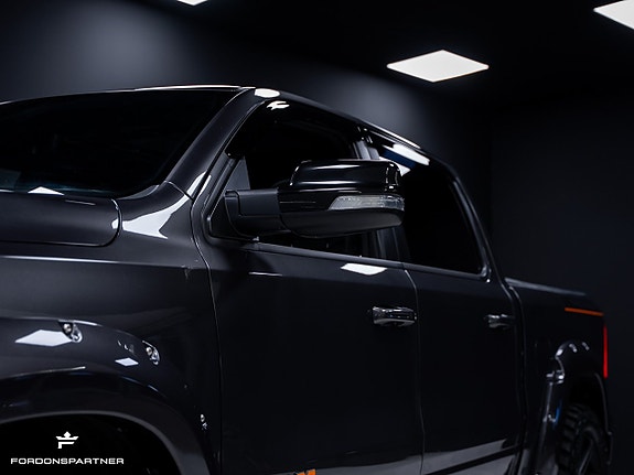 Dodge RAM 1500 4 of 30