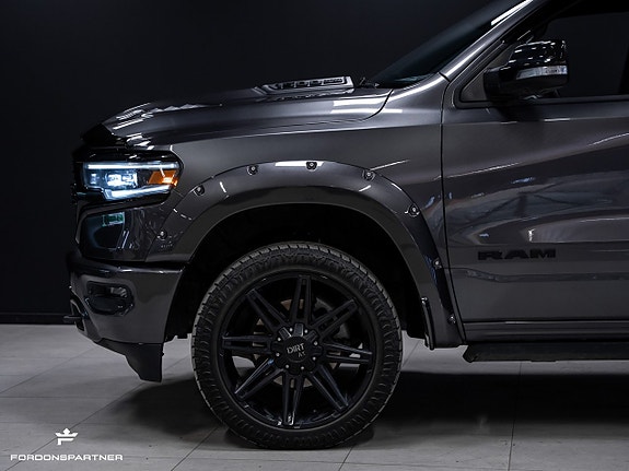 Dodge RAM 1500 5 of 5