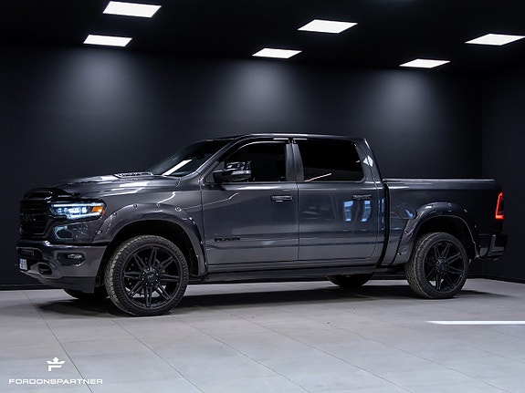 Dodge RAM 1500 3 of 5
