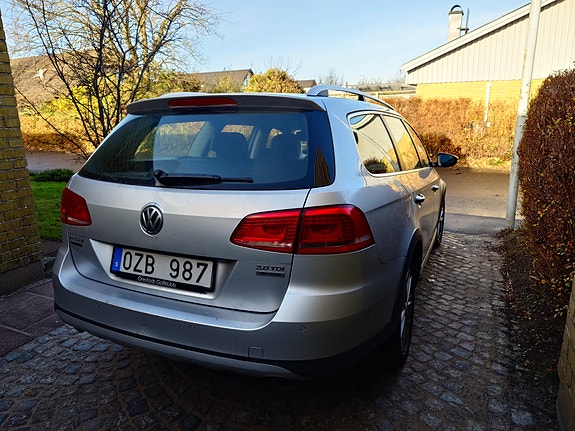Volkswagen Passat Alltrack 5 of 5