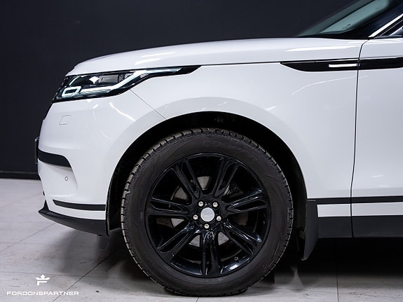 Land Rover Range Rover Velar 5 of 5