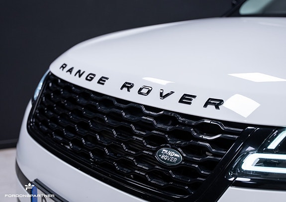 Land Rover Range Rover Velar 3 of 5