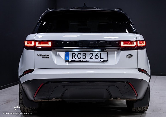Land Rover Range Rover Velar 9 of 30